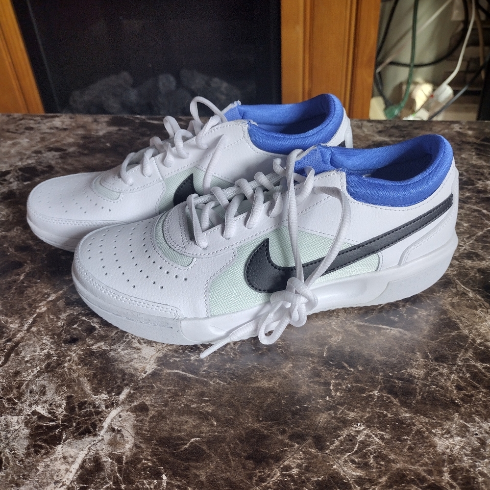 Nike Zoom Court Lite 3 (W) Size 7